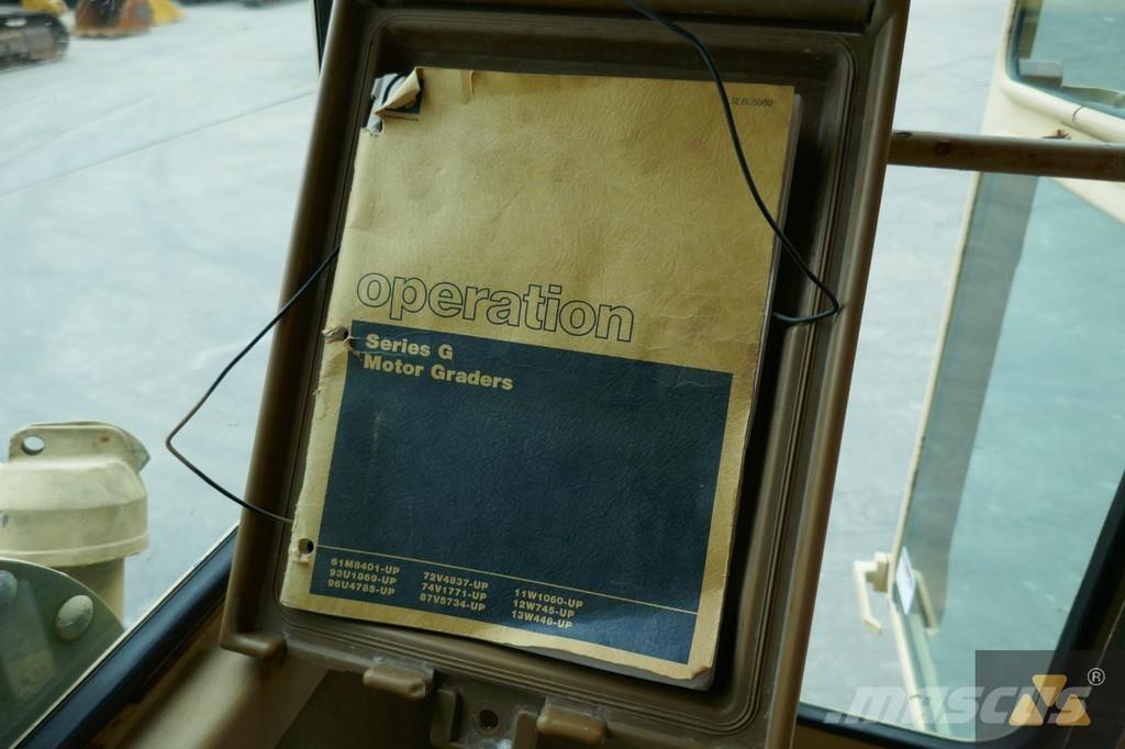 CAT 130G Ex-army 그레이더