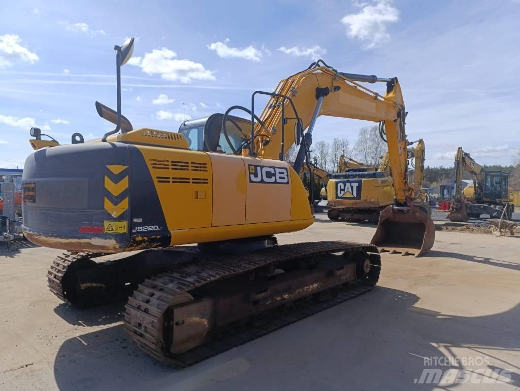 JCB JS 220 대형 굴삭기 29톤 이상