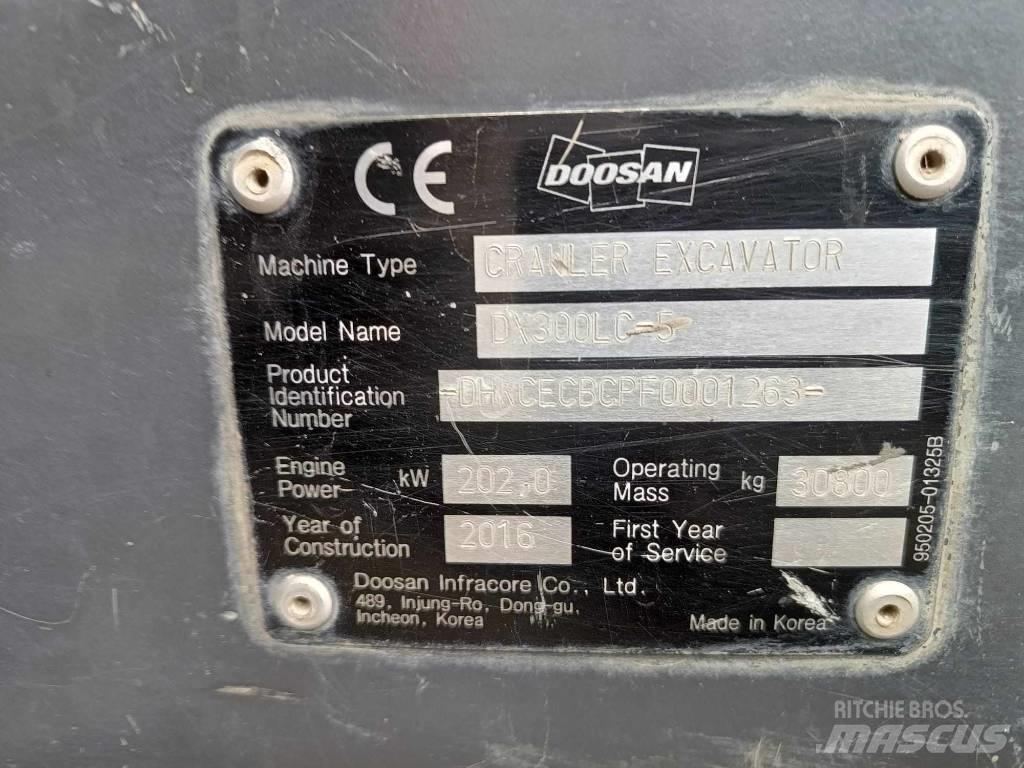Doosan DX 300 LC-5 대형 굴삭기 29톤 이상