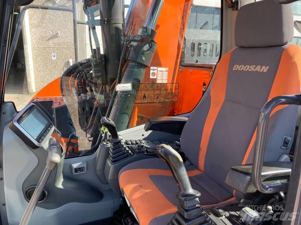 Doosan DX 140 LCR-5 대형 굴삭기 29톤 이상