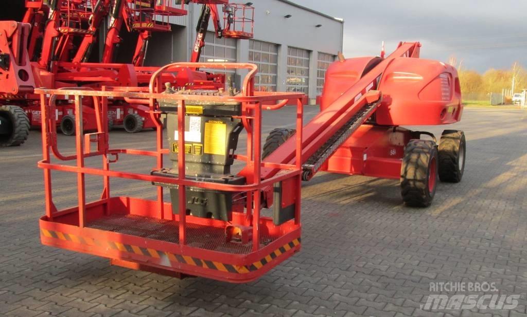 JLG 400 S 견인식 전동이동 리프트