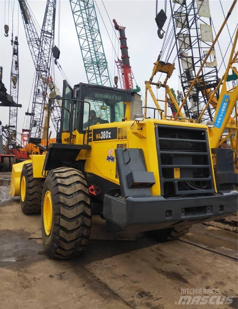 Komatsu WA 380  휠로우더