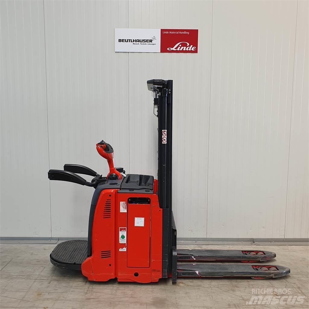 Linde D12AP 포크리프트