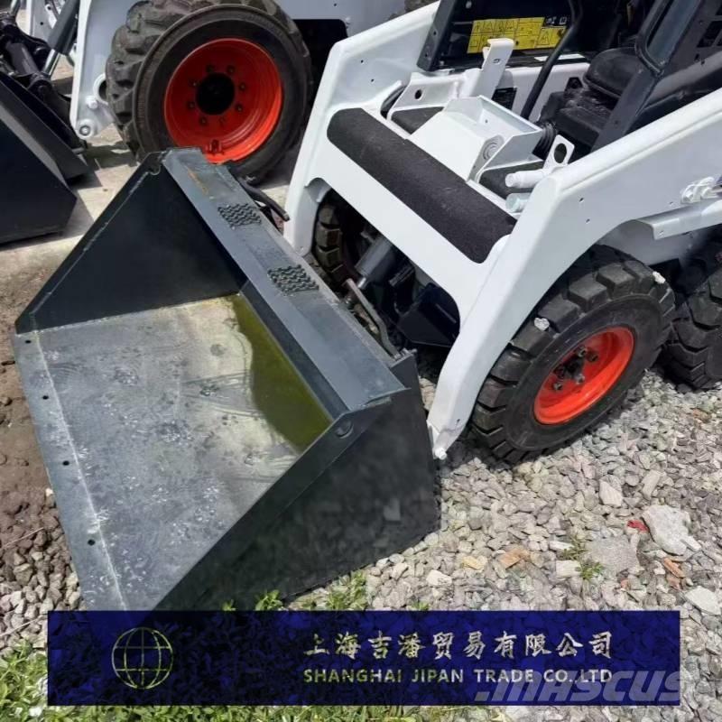 Bobcat S 70  스키드로더