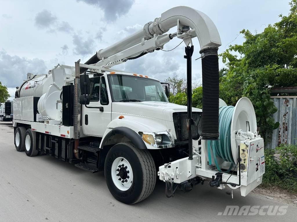 International 7400 콤비/진공 트럭
