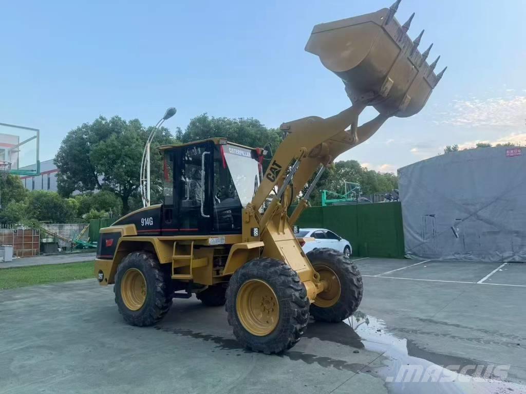 CAT 910M  휠로우더