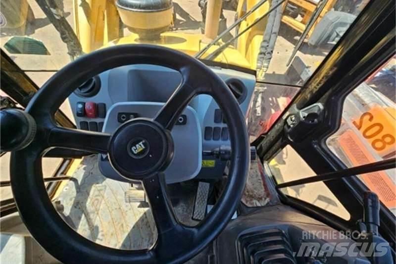 CAT 426F2 TLB 백호로더