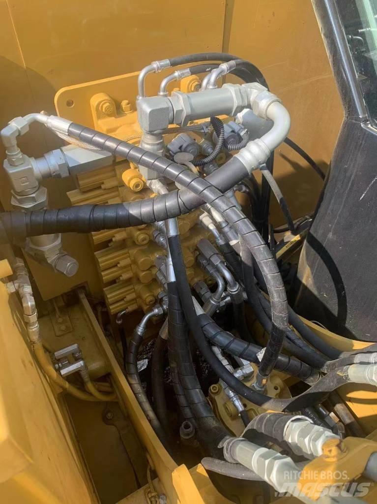 CAT 307E 대형 굴삭기 29톤 이상