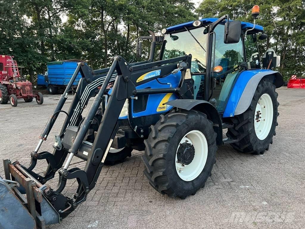 New Holland T 5050 트랙터