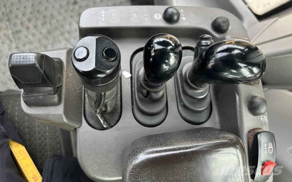 Volvo L120H  휠로우더
