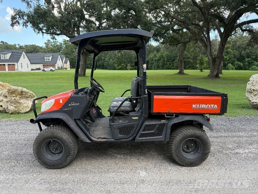 Kubota X900 다목적 장비