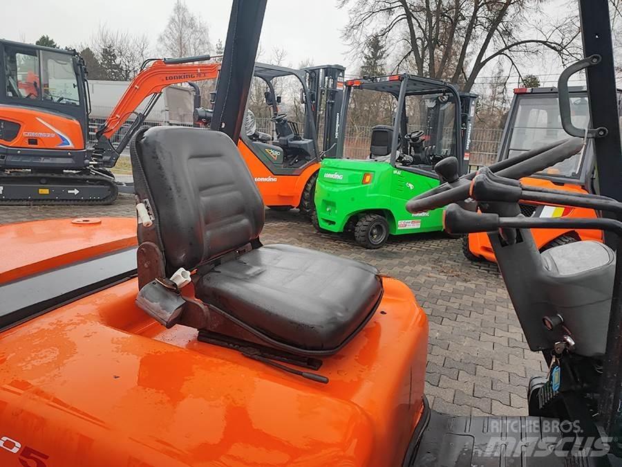 Doosan D30G 디젤 지게차