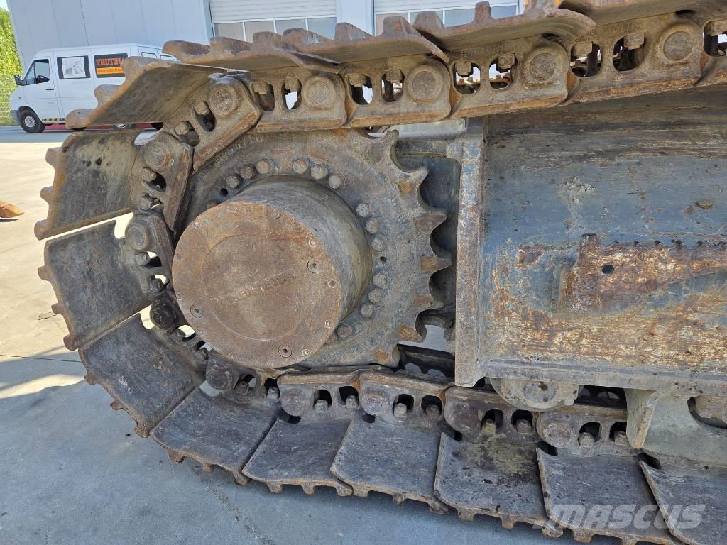 Liebherr R 922 SLC 대형 굴삭기 29톤 이상