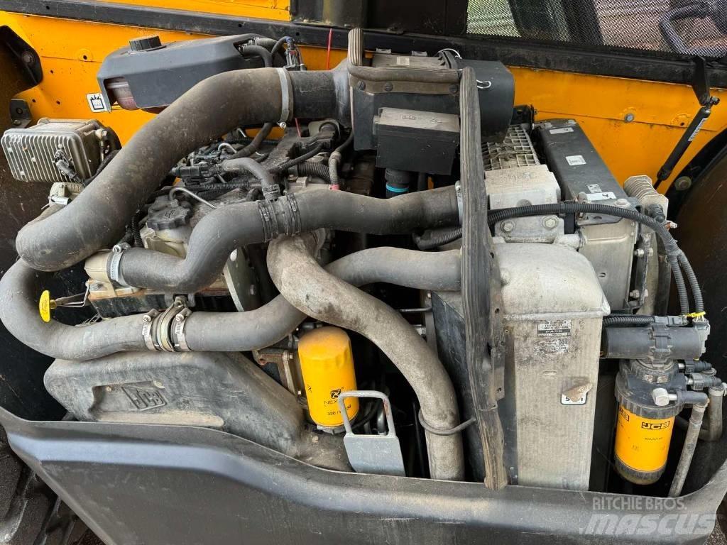 JCB 527-58 농업용 텔레 핸들러