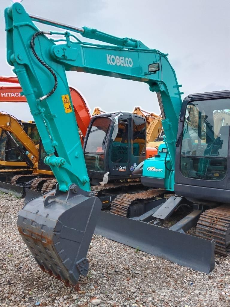 Kobelco SK 75 중형굴삭기 7톤-28톤