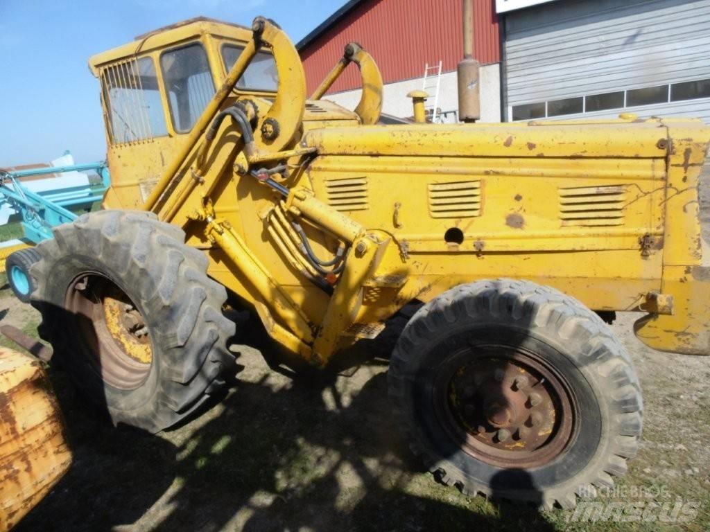 Volvo 218 TD  휠로우더
