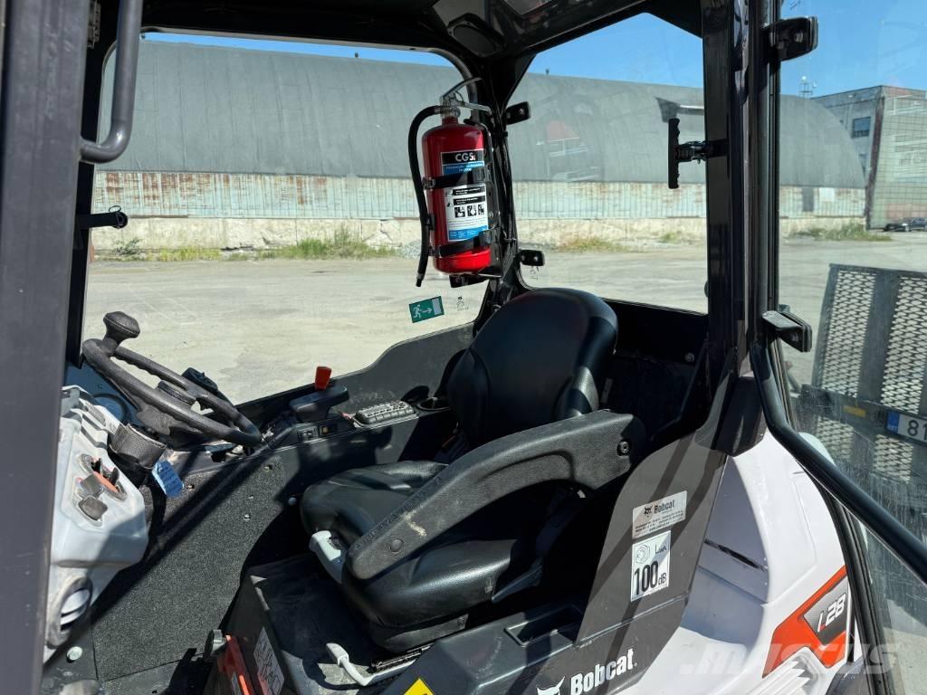 Bobcat L 28 텔러 핸들러