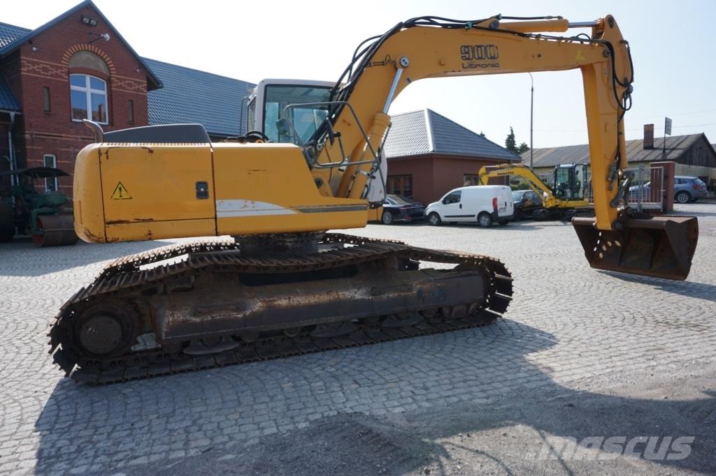 Liebherr R 900 C 대형 굴삭기 29톤 이상