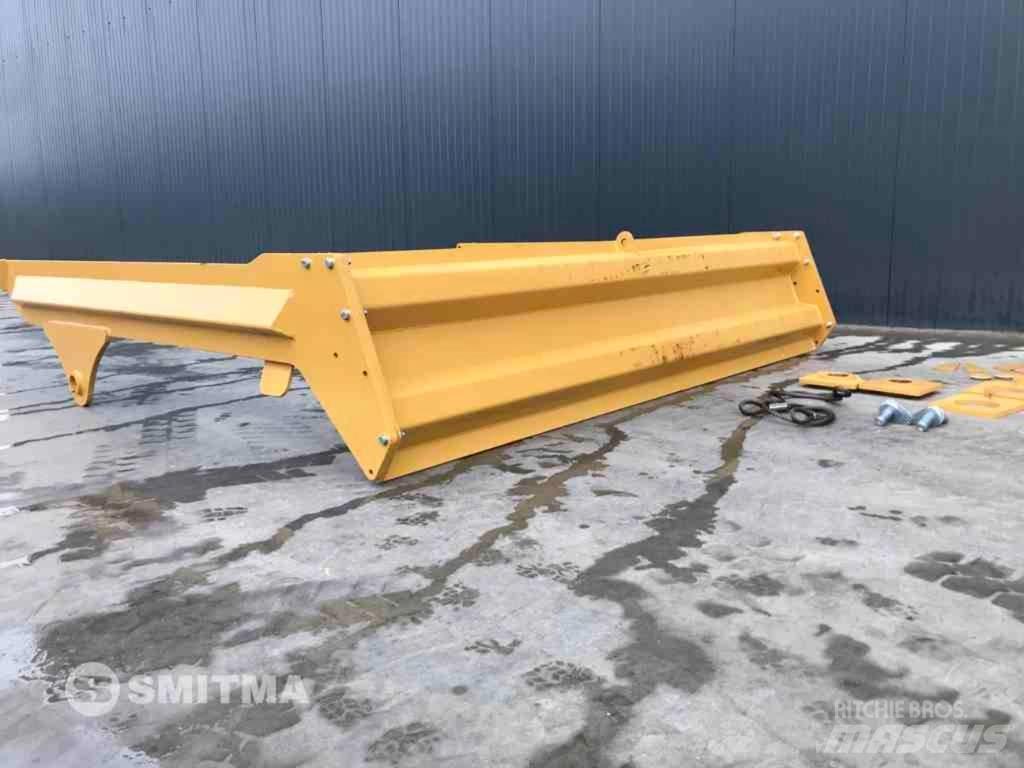 Volvo A35E 테일게이트