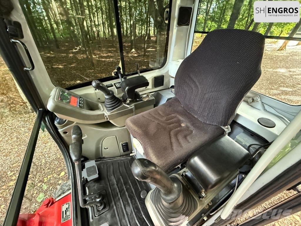 Takeuchi TB 216 소형 굴삭기 7톤 미만