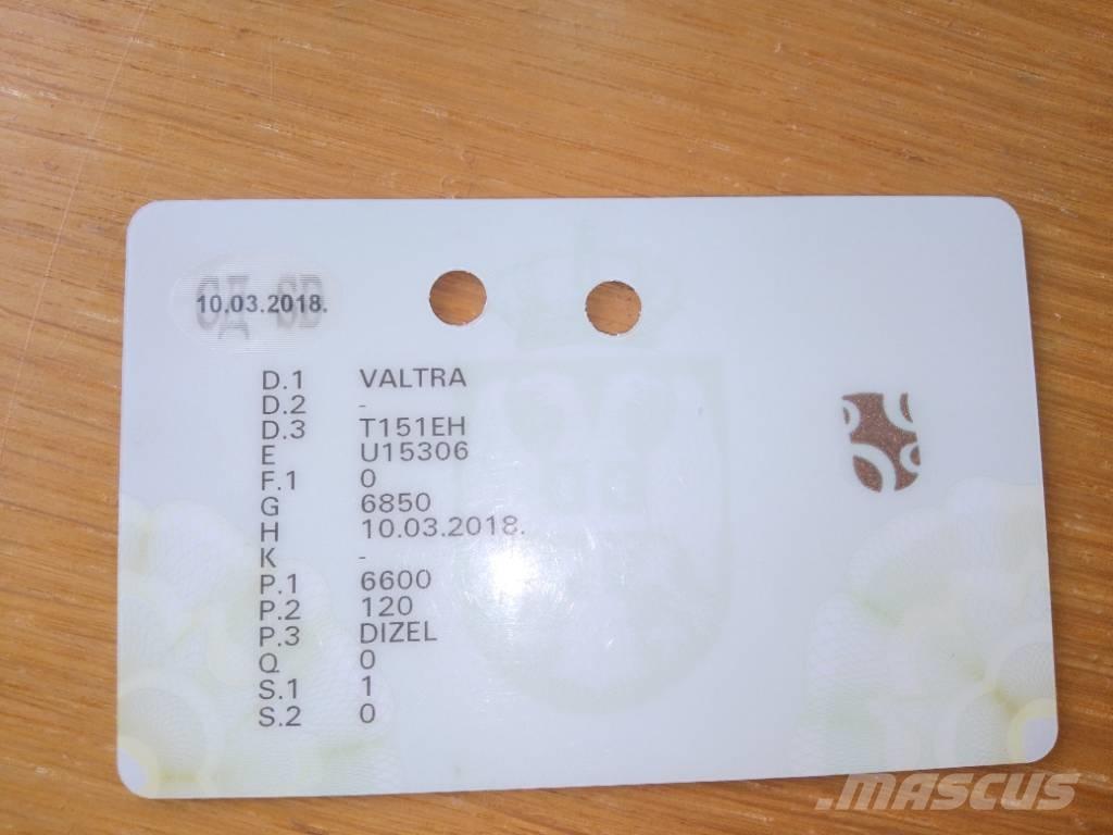 Valtra T 151 E 트랙터