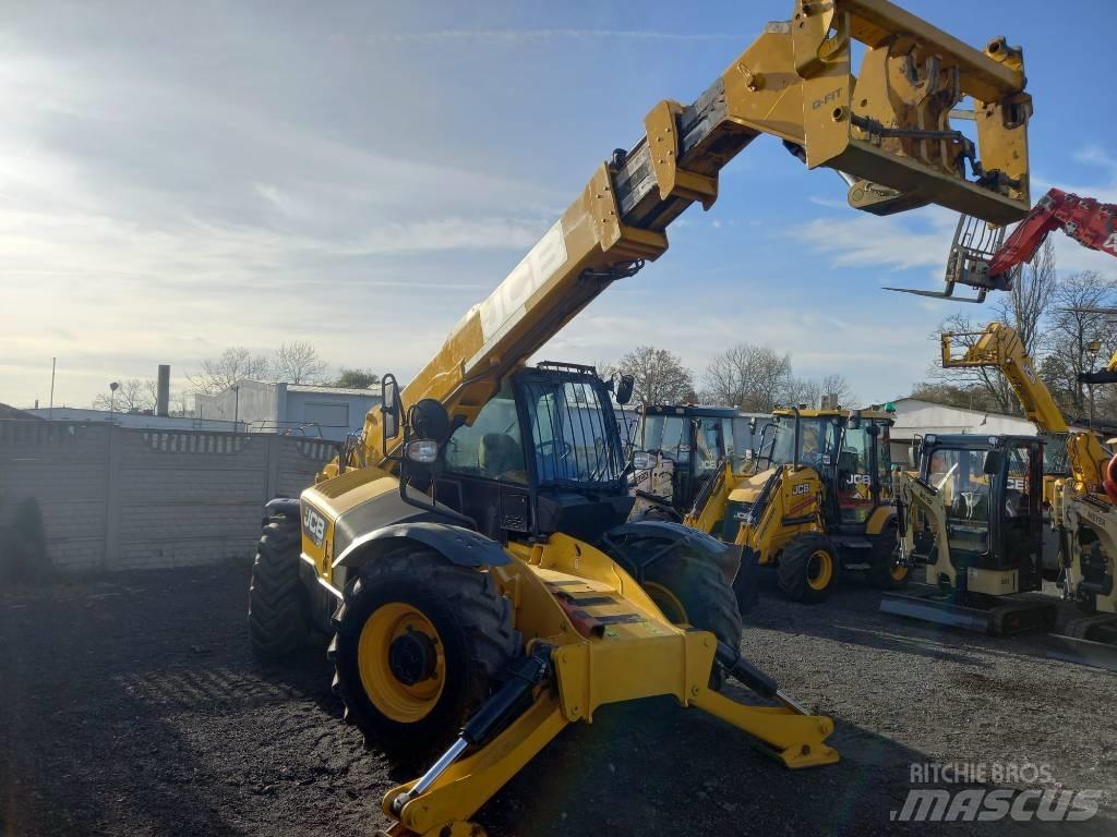 JCB 535-140 텔러 핸들러