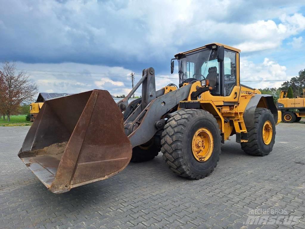 Volvo L 120 F  휠로우더