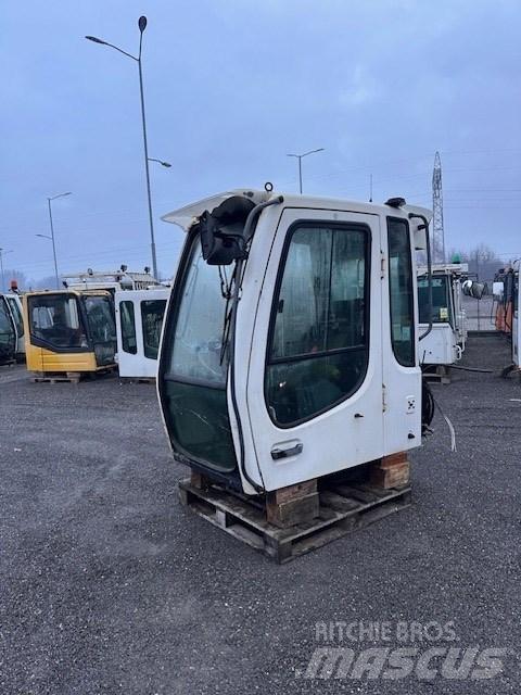 Liebherr A 314 CAB 캐빈 및 인테리어