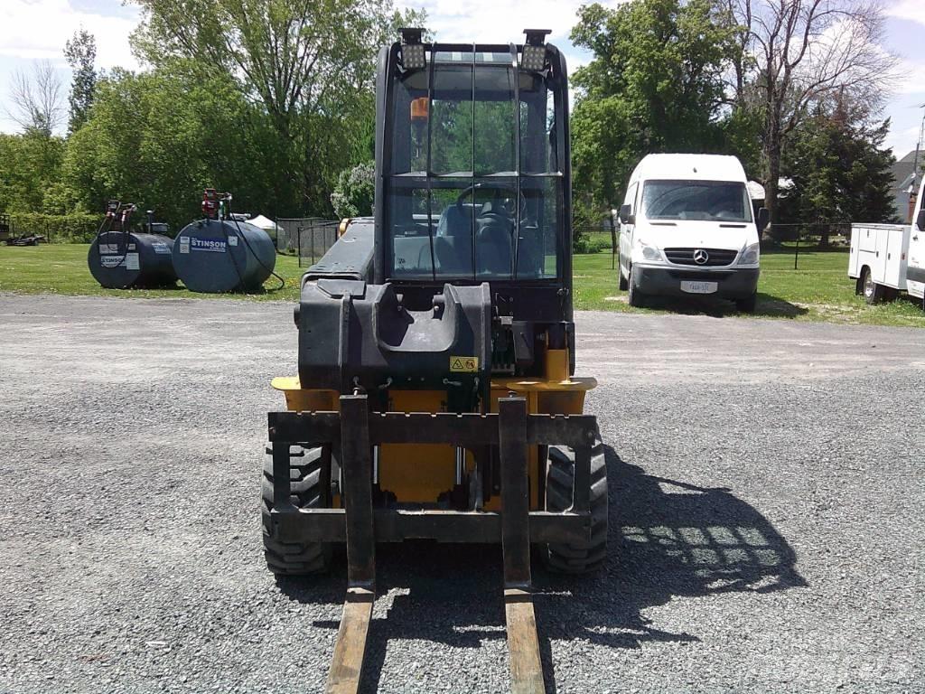 JCB 35 D 험지용 트럭