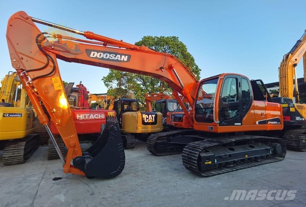 Doosan DX 225 LC 대형 굴삭기 29톤 이상