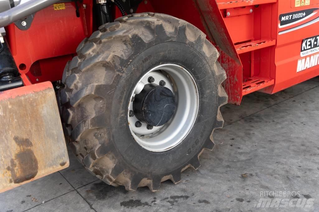 Manitou MRT 3050+ 텔러 핸들러