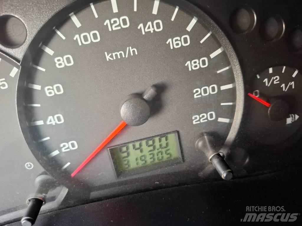 Ford Connect 패널 화물차