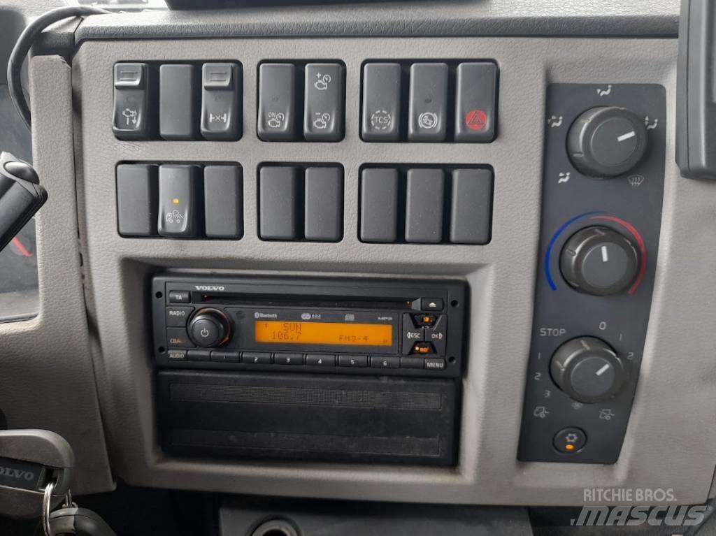 Volvo FL 240 크레인 트럭