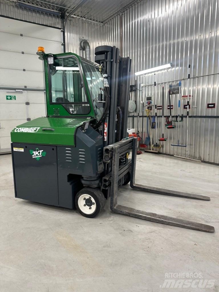 Combilift CB2500E 전동 지게차