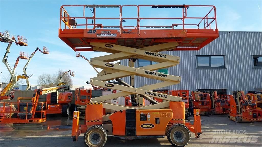 JLG 4394RT 가위형 리프트