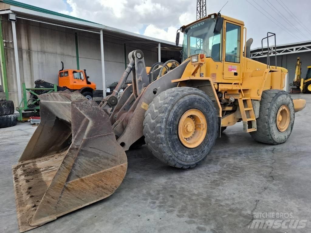 Volvo L 180 E  휠로우더