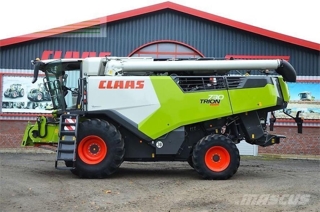 CLAAS trion 730 콤바인 수확기