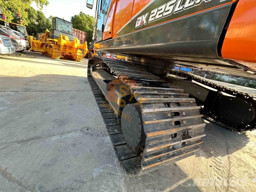 Doosan DX 225 LCA 대형 굴삭기 29톤 이상