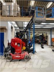 Manitou 100 VJR 인원/화물 앨리베이터