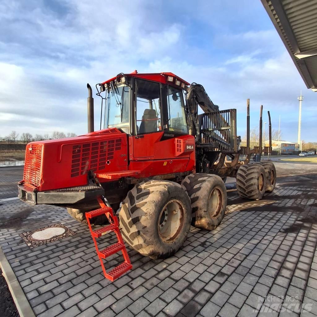 Komatsu 840.4 원목 포워더