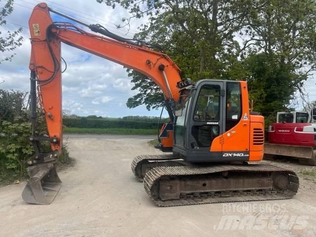 Doosan DX 140 LCR-5 대형 굴삭기 29톤 이상