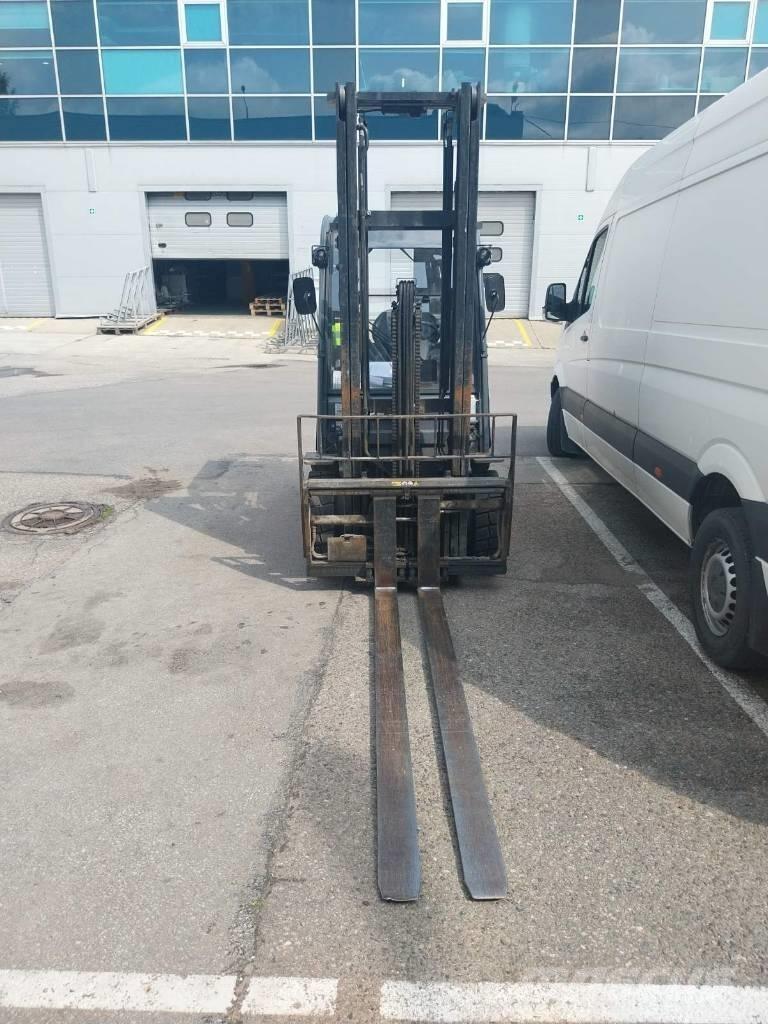 Toyota 02-8FDF25 디젤 지게차