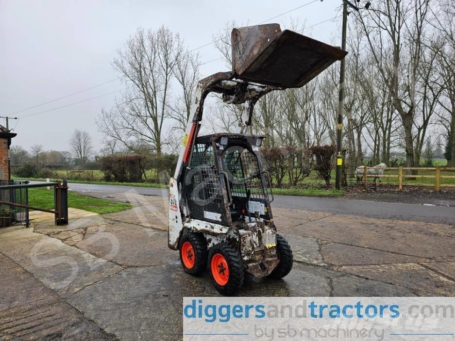 Bobcat S 70  스키드로더