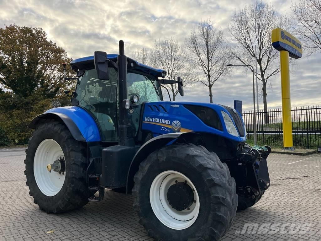 New Holland T 7.230 트랙터