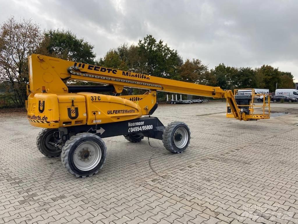JLG E 600 JP 견인식 전동이동 리프트