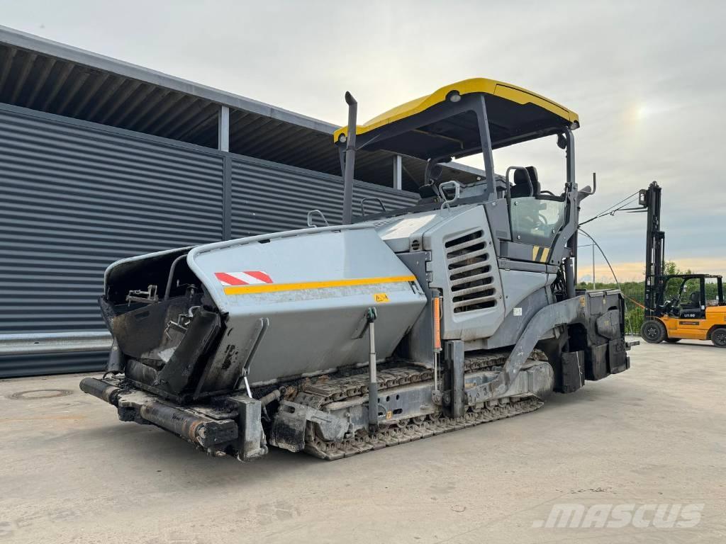 Vögele SUPER 1900-3I 아스팔트 포장장비