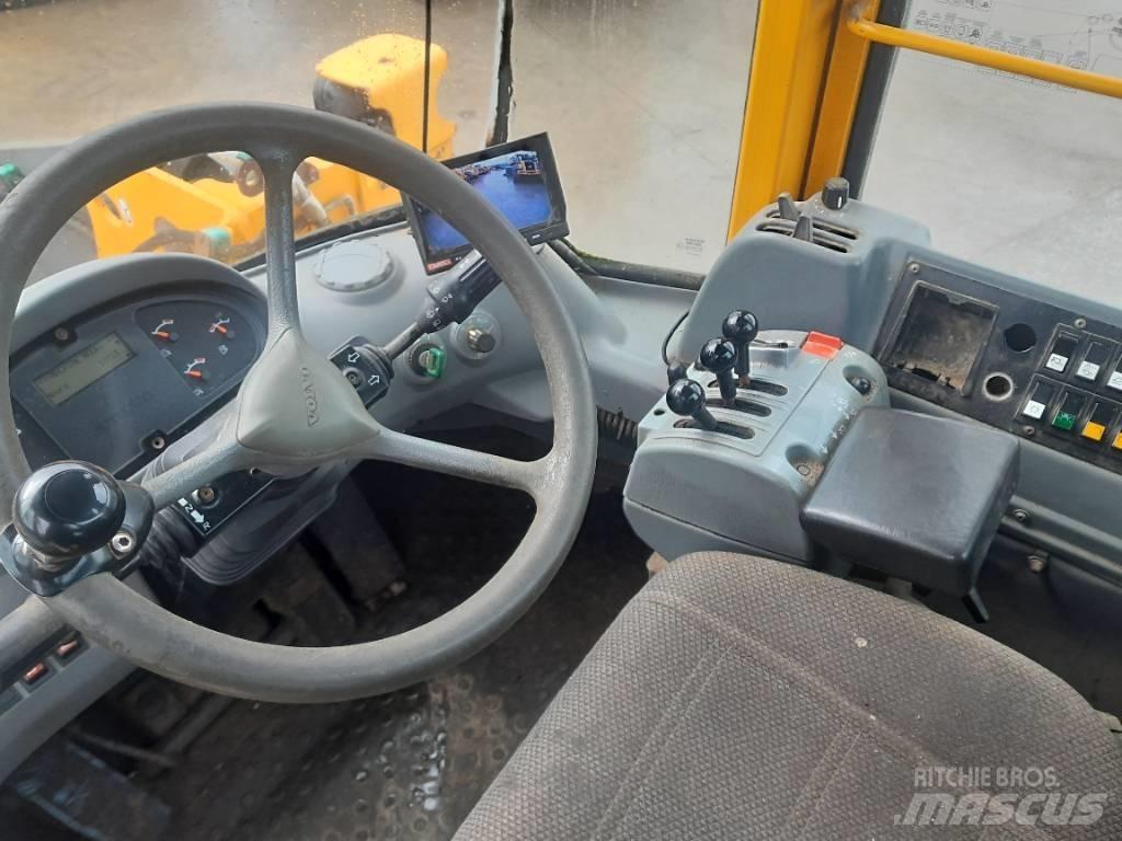 Volvo L 70 E  휠로우더