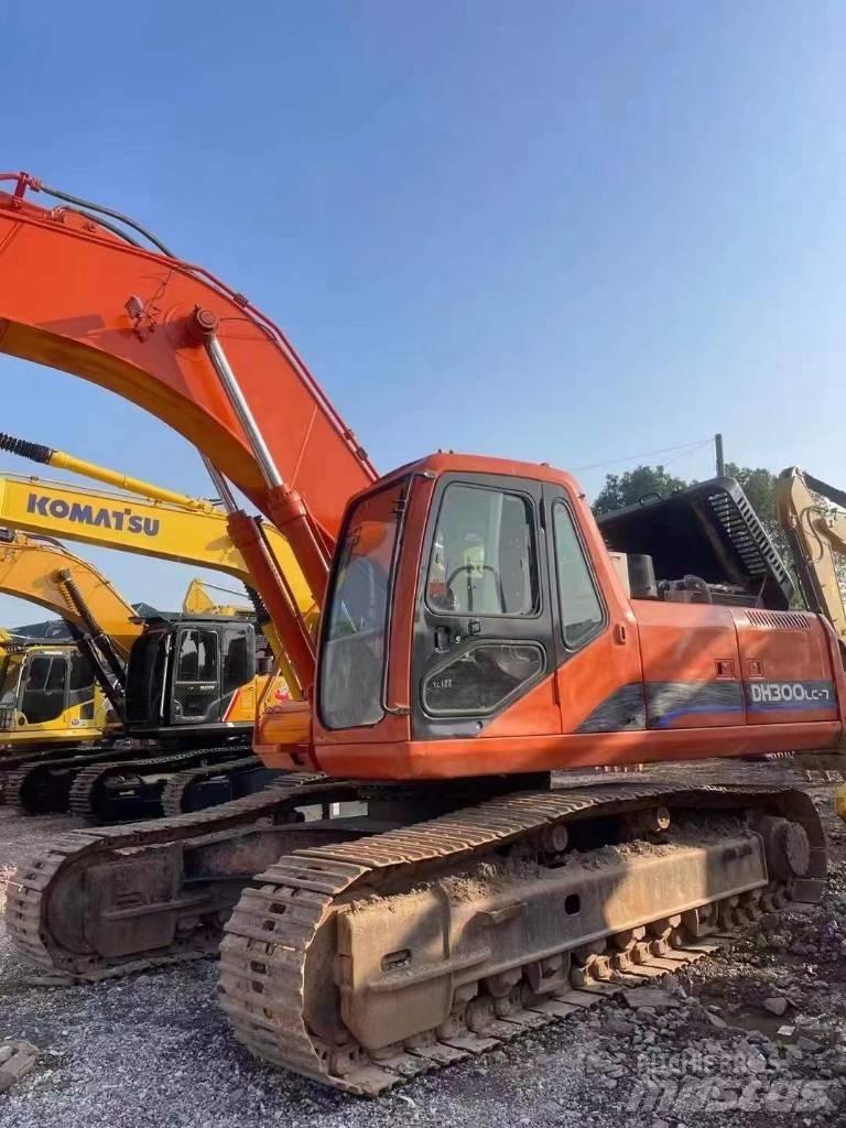 Doosan DH 300 LC-7 대형 굴삭기 29톤 이상
