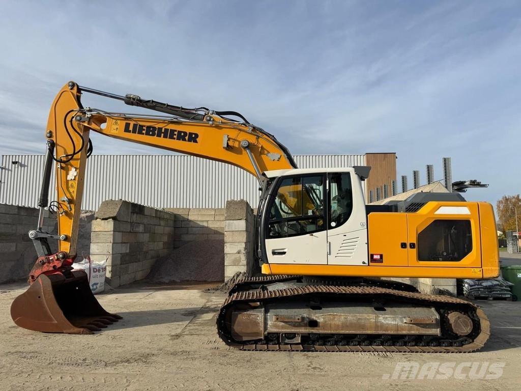 Liebherr R922 LC 대형 굴삭기 29톤 이상