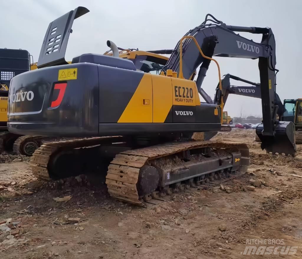 Volvo EC 220 대형 굴삭기 29톤 이상